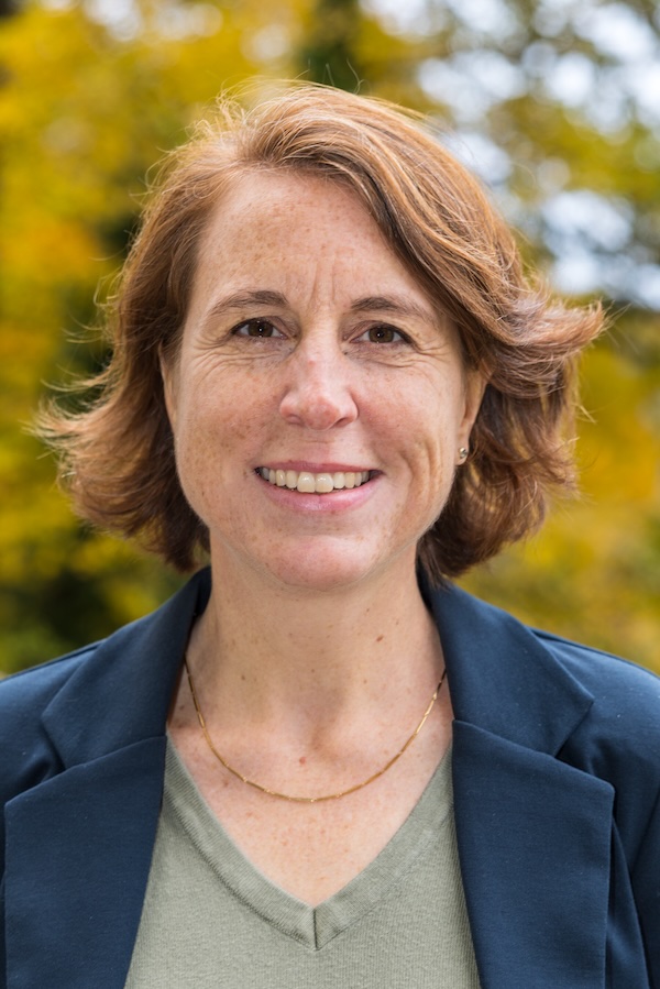 marianne_oswald_in_den_stadtrat_adliswil_klein.jpg